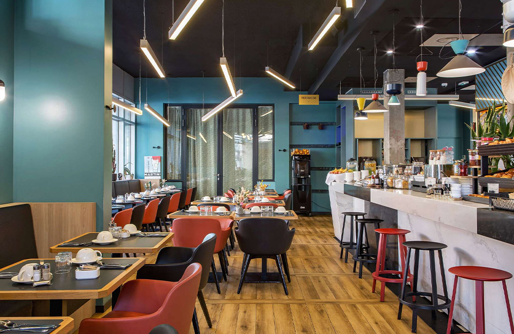 Frühstücken in modernem Ambiente